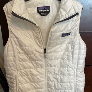 Patagonia Women's White Quilted Vest